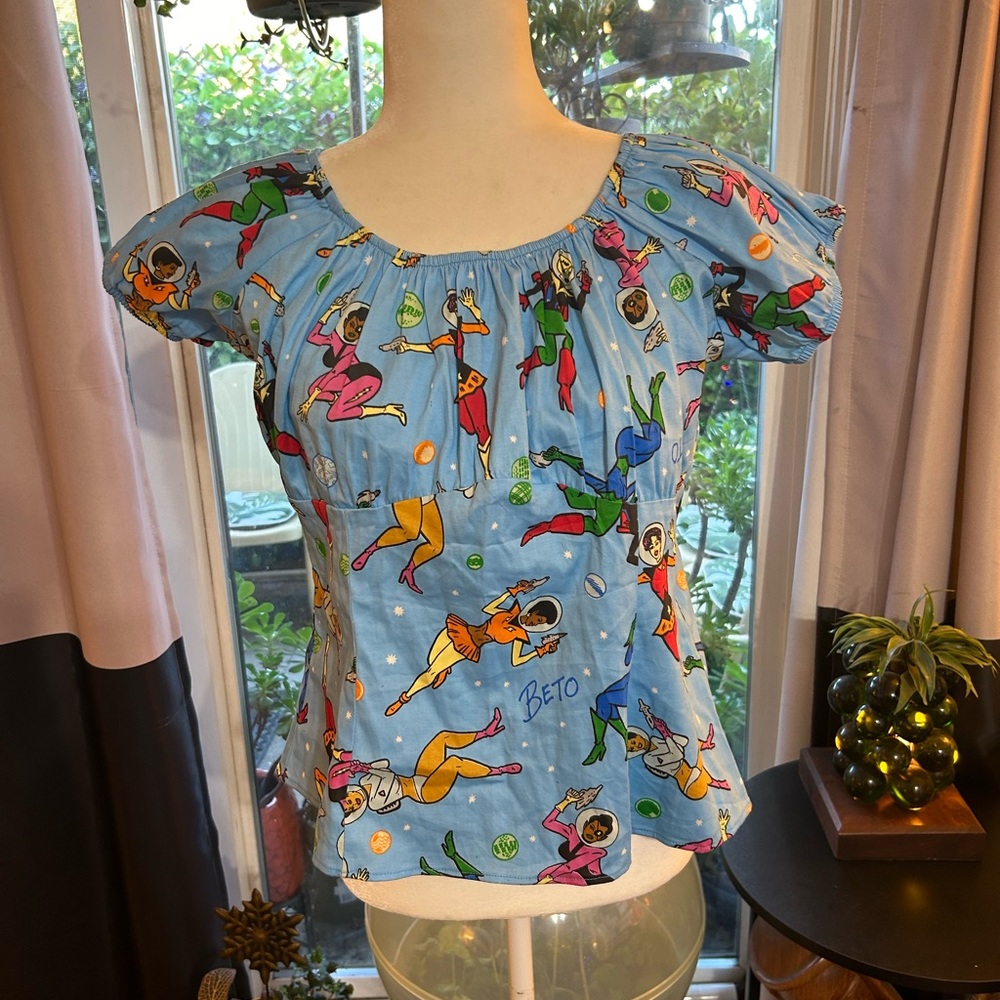 Pin up Coture size 2X top